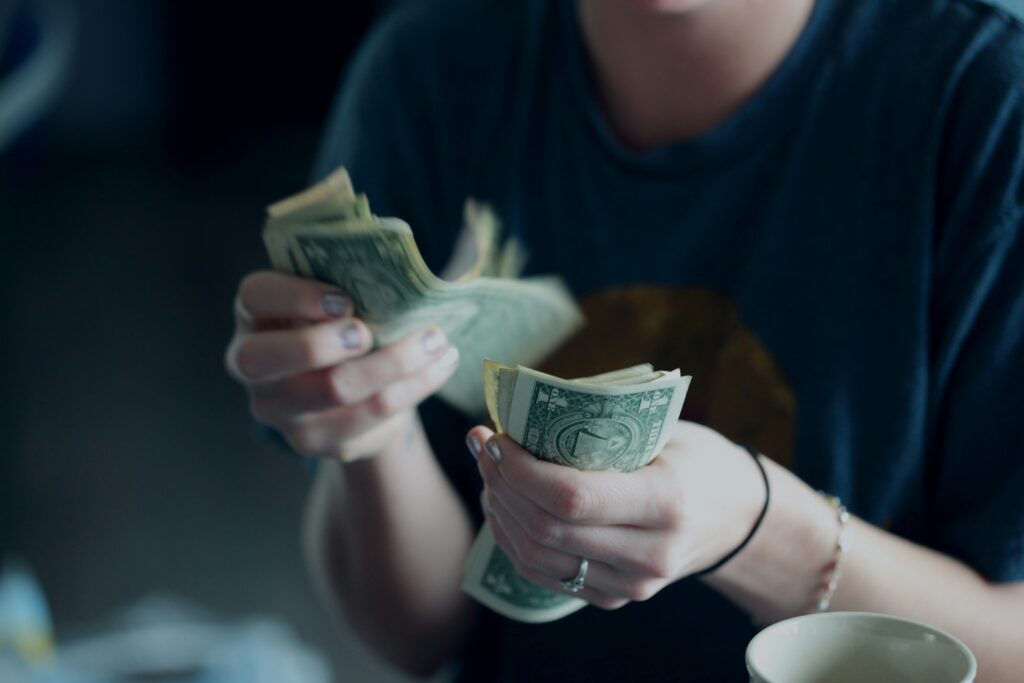 découvrez comment financer vos études avec notre guide complet sur le financement étudiant. conseils, options de prêt, bourses : tout ce qu'il faut savoir pour réussir votre projet d'études.