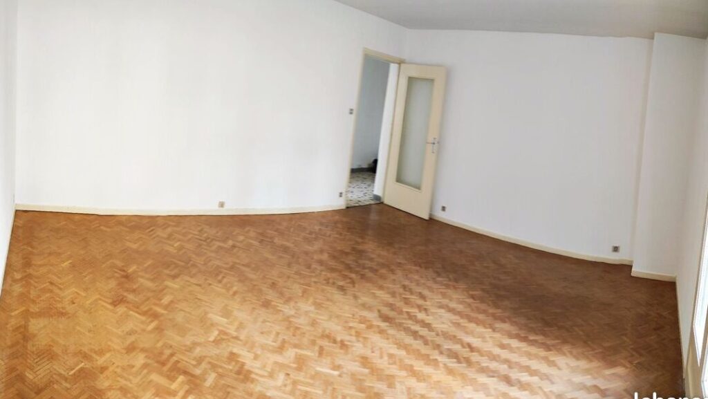 combien de place de parking par appartement