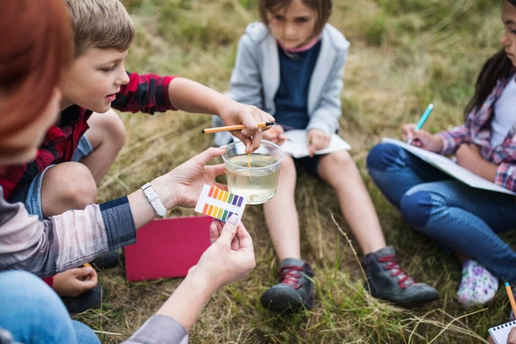 Comment devenir animatrice périscolaire sans expérience ?