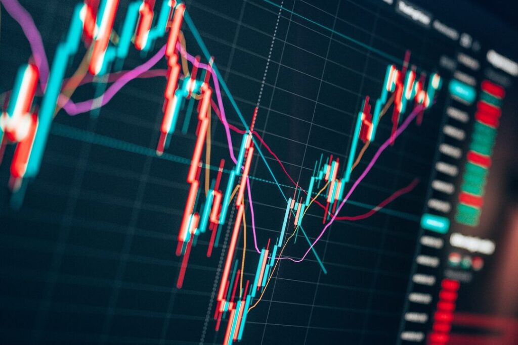 Comment le DEF espace social influence-t-il l’accès aux services financiers?