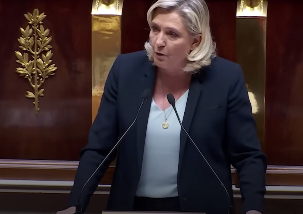 Comment l’électorat, sous ses différents synonymes, influence-t-il les stratégies financières des partis politiques ?