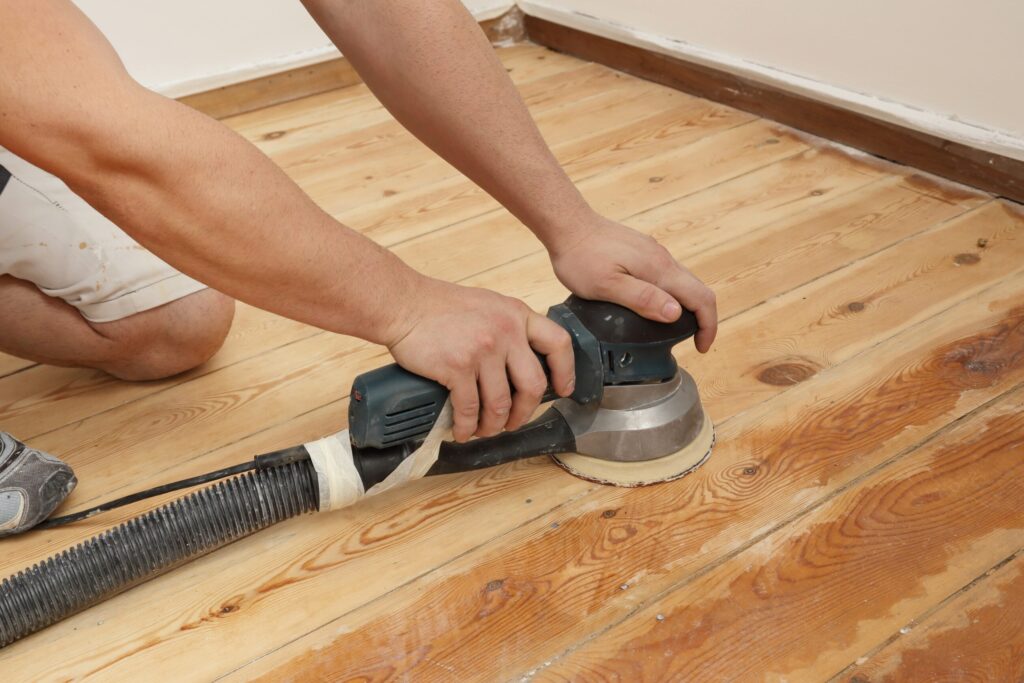Comment poncer efficacement un parquet ancien ?