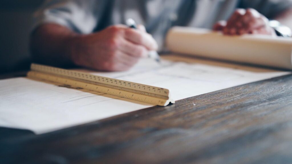 Comprendre la contraposée en maths et ses applications pratiques