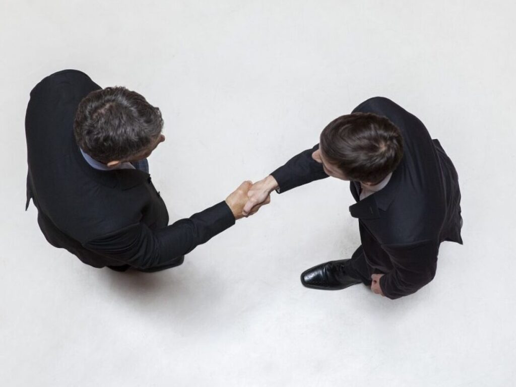 Est-il Possible d’Avoir Deux Contrats d’Assurance-Vie ? Découvrez la Réalité Derrière ce Concept