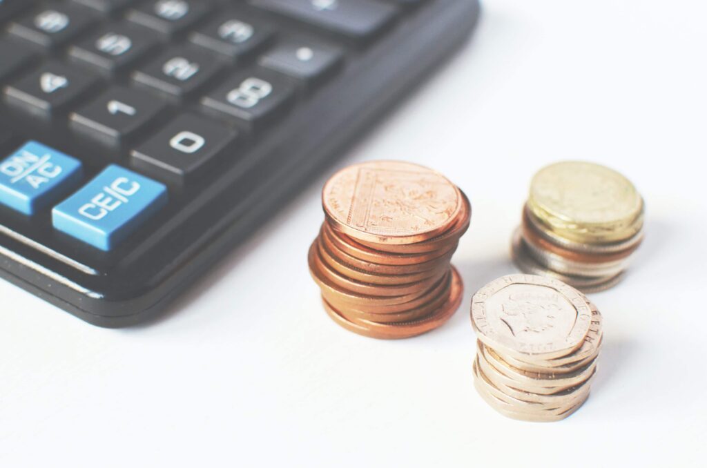 Guide Complet: Comment Trouver la Compagnie d’Assurance d’un Artisan ?