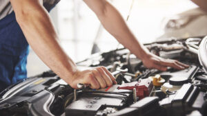 Pourquoi ouvrir une franchise d’entretien automobile est une opportunité à ne pas manquer ?